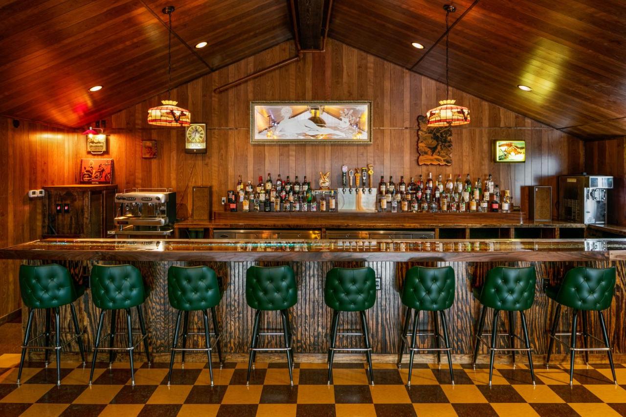 | The Dive Motel and Swim Club