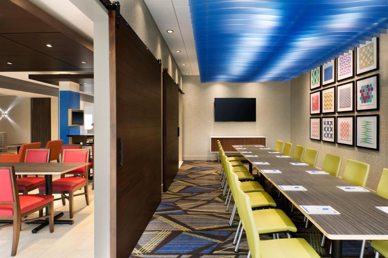 | Holiday Inn Express Hartford South - Rocky Hill, an IHG Hotel
