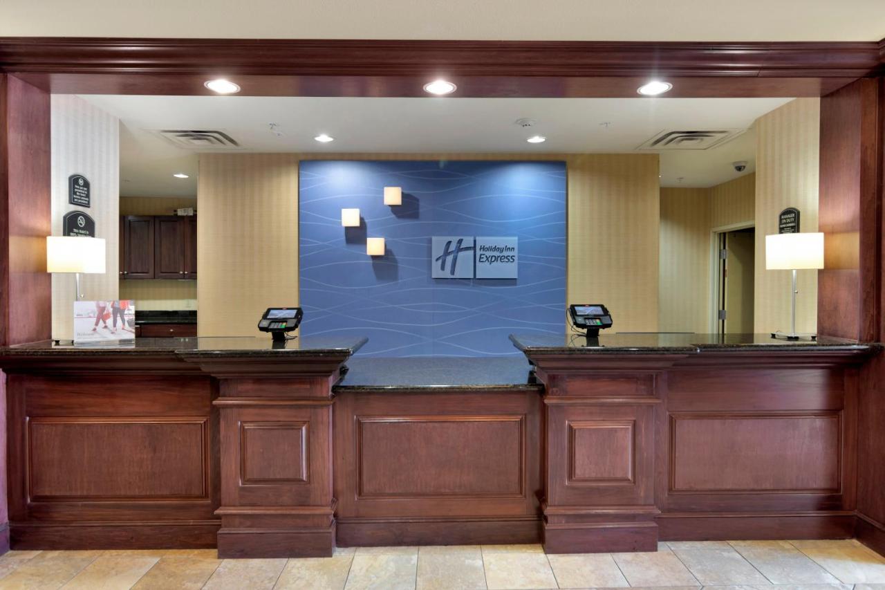  | Holiday Inn Express Hotel & Suites DFW West - Hurst