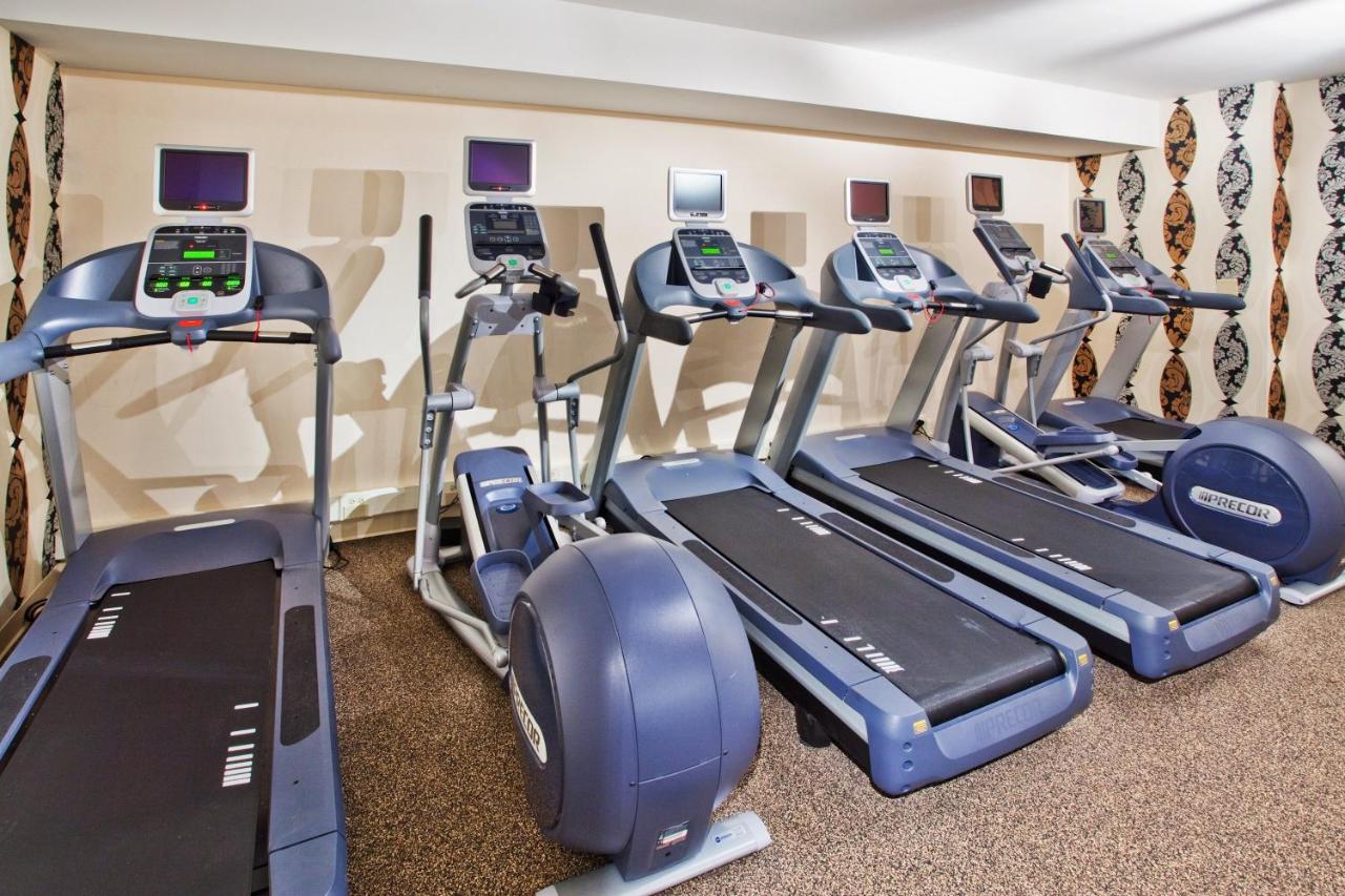  | Crowne Plaza Charleston, an IHG Hotel