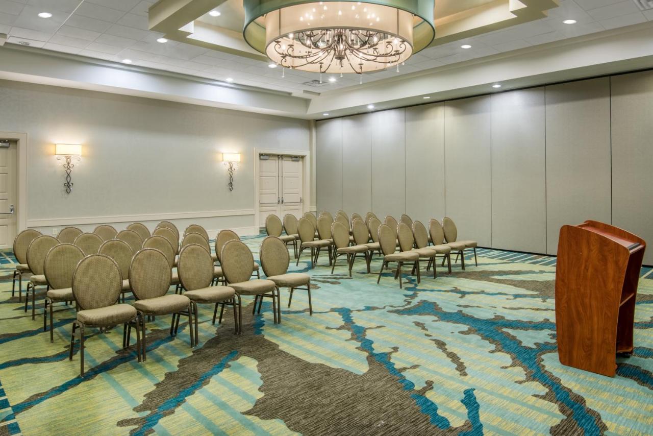  | Crowne Plaza Charleston, an IHG Hotel