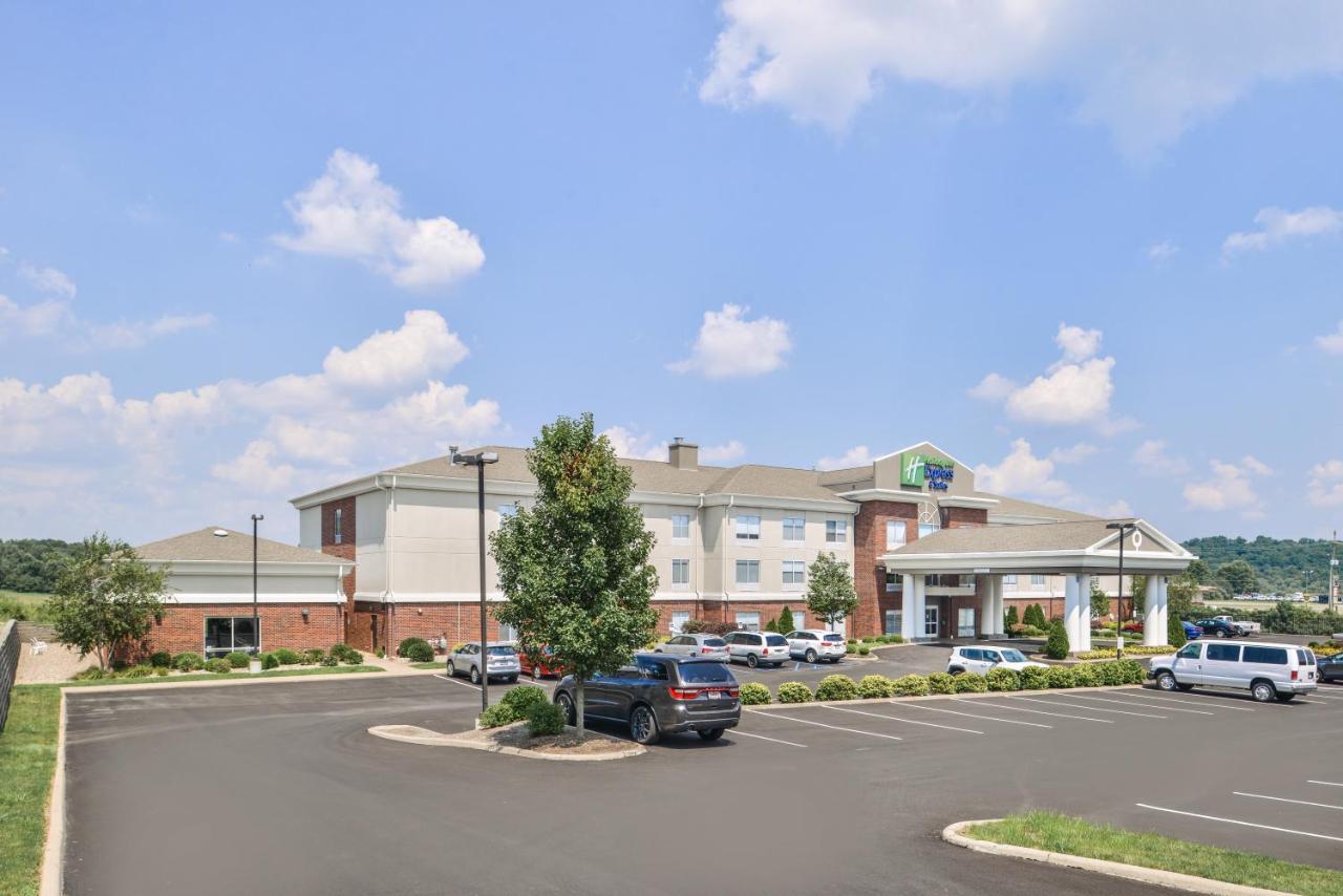| Holiday Inn Express Mineral Wells, an IHG Hotel