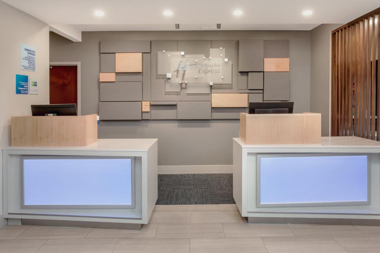 | Holiday Inn Express Haskell-Wayne Area, an IHG Hotel