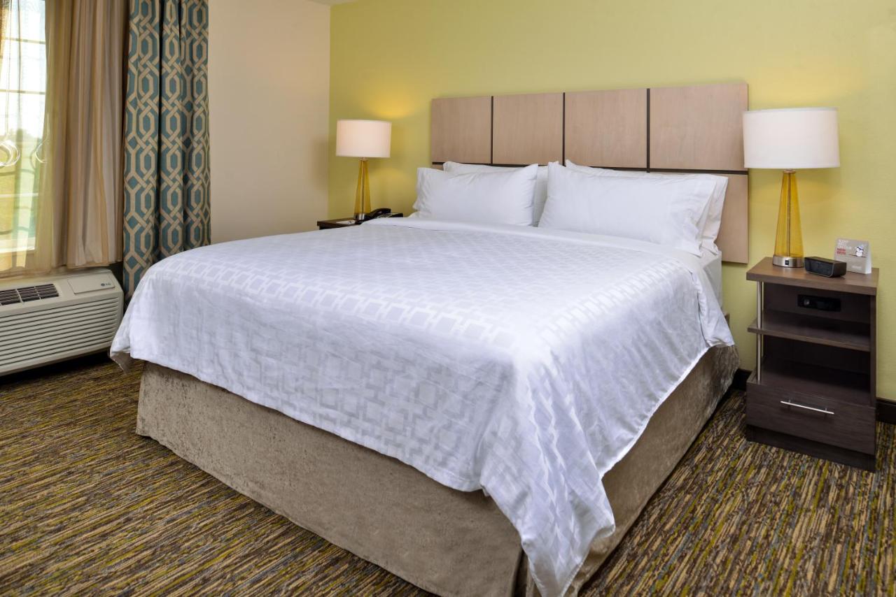 King Studio Suite - Hearing Accessible/Non-Smoking at Candlewood Suites Lodi by IHG