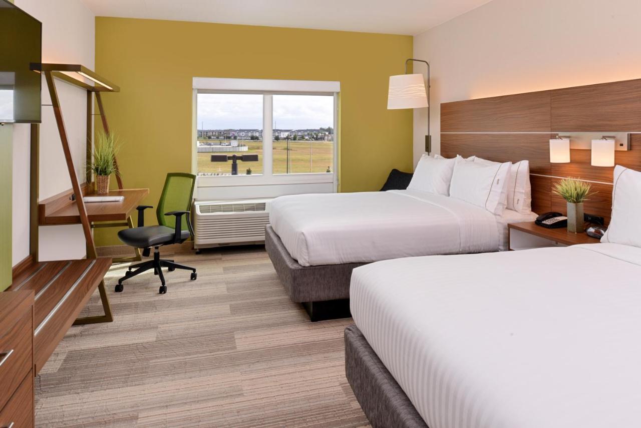  | Holiday Inn Express & Suites Trinity