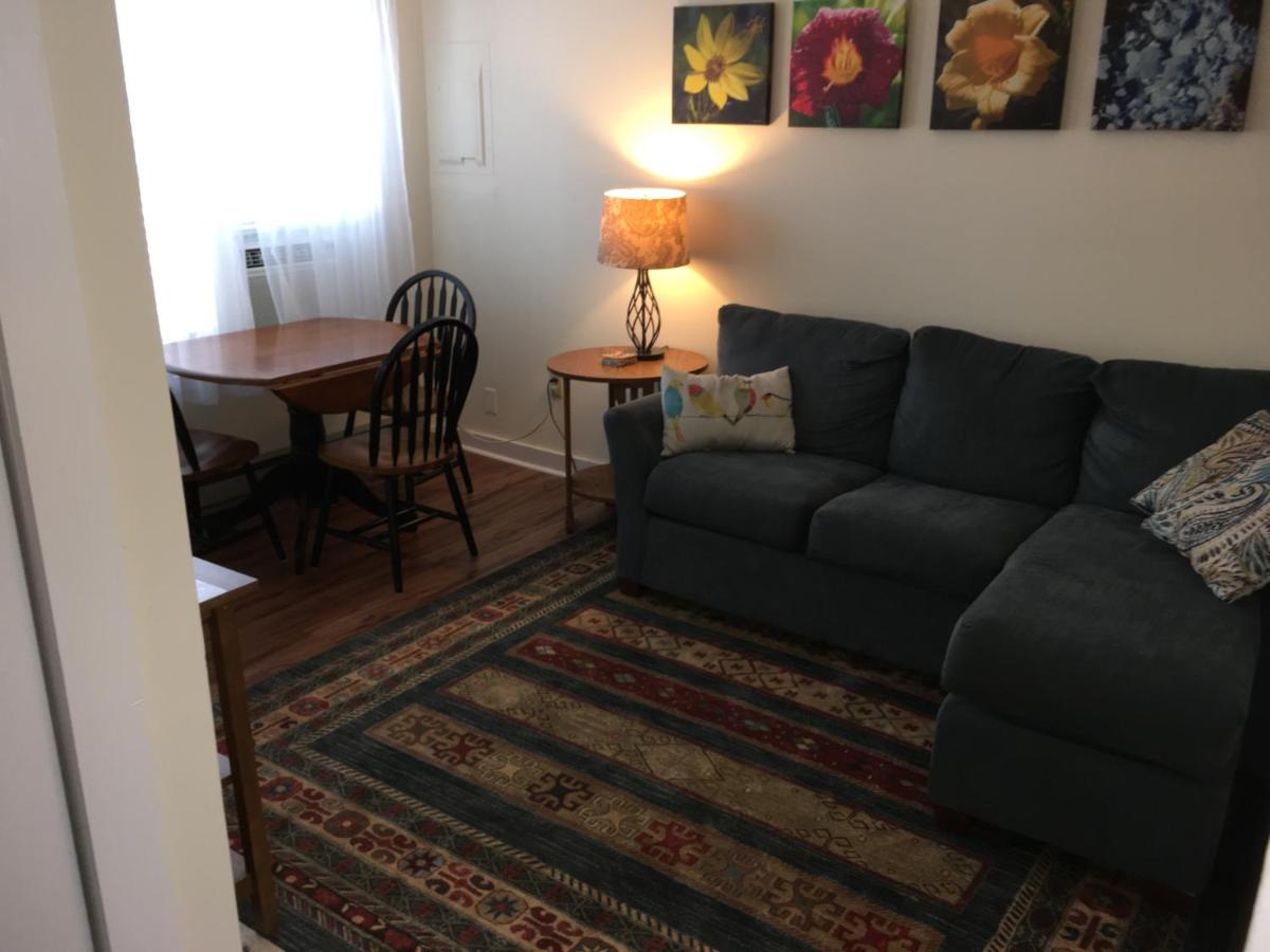 | Tawsty Flower - Haines Suites & Cottages