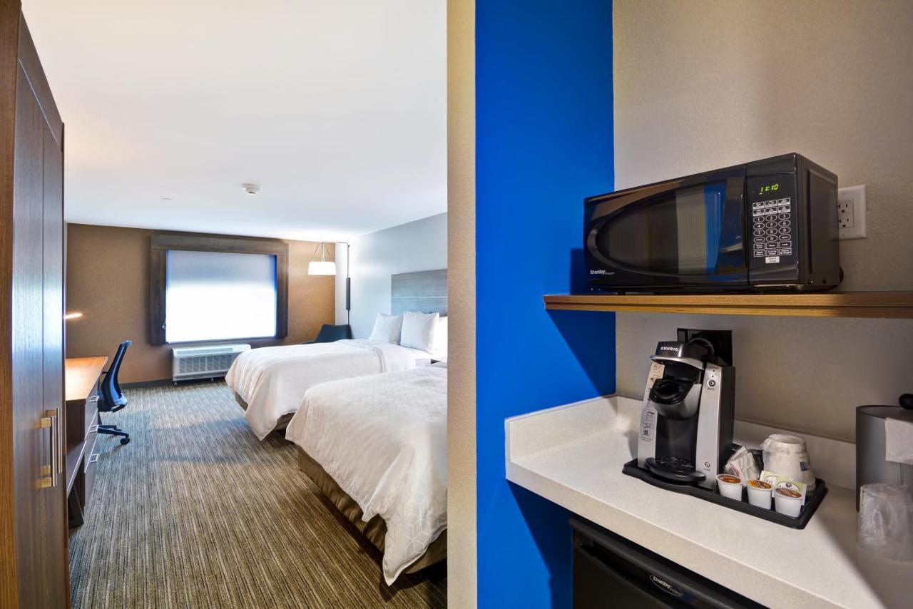 Queen Room with Two Queen Beds - Non-Smoking at Holiday Inn Express & Suites Houston NASA - Boardwalk Area by IHG