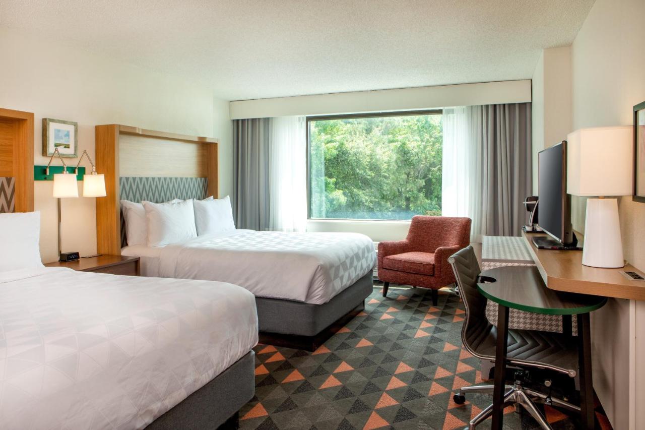  | Holiday Inn Newport News - Hampton, an IHG Hotel
