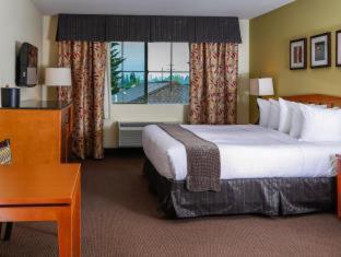 Room #29684921 at Best Western Rocky Mountain Lodge