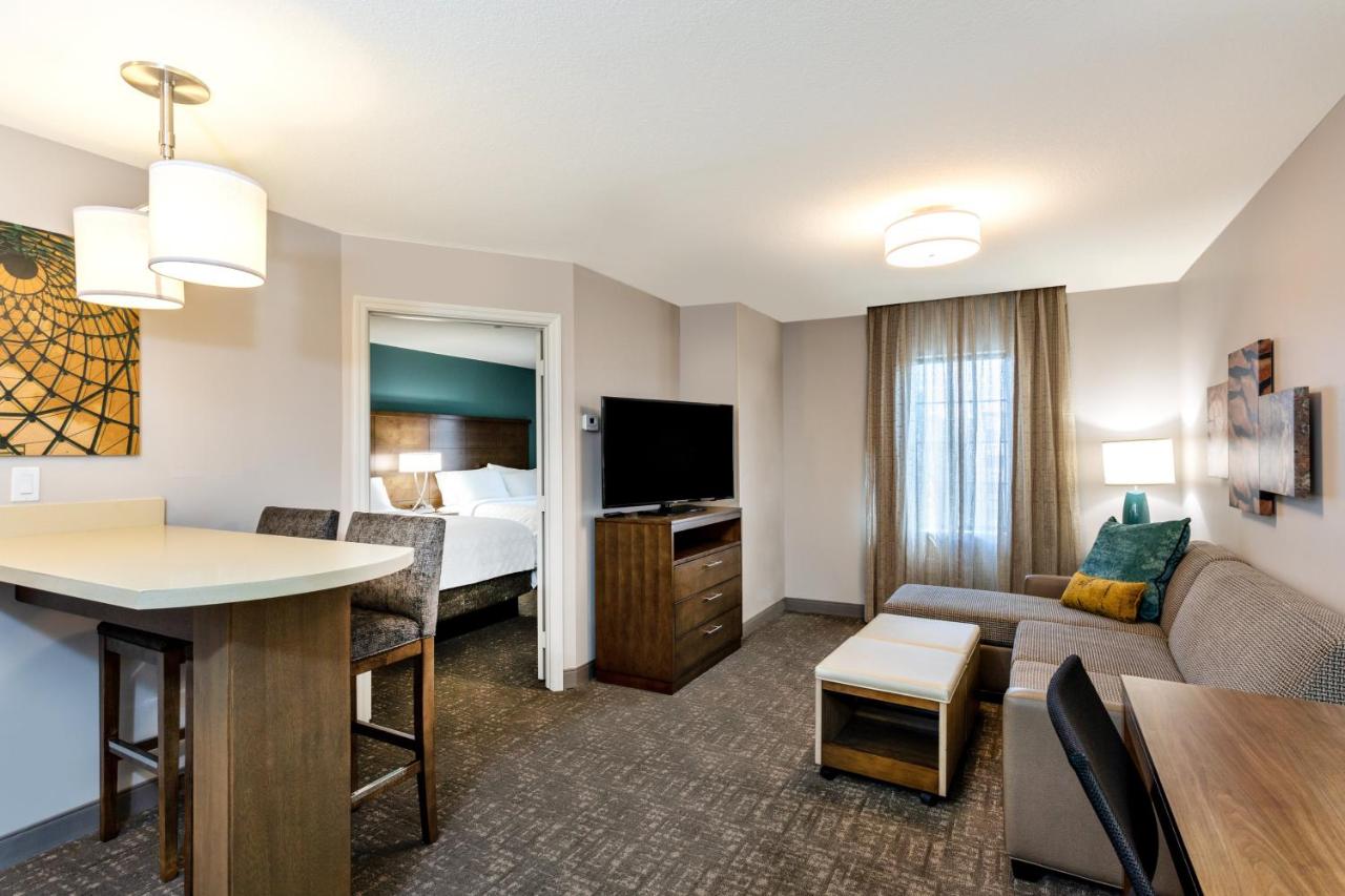 | Staybridge Suites - Fort Lauderdale Airport - West, an IHG Hotel