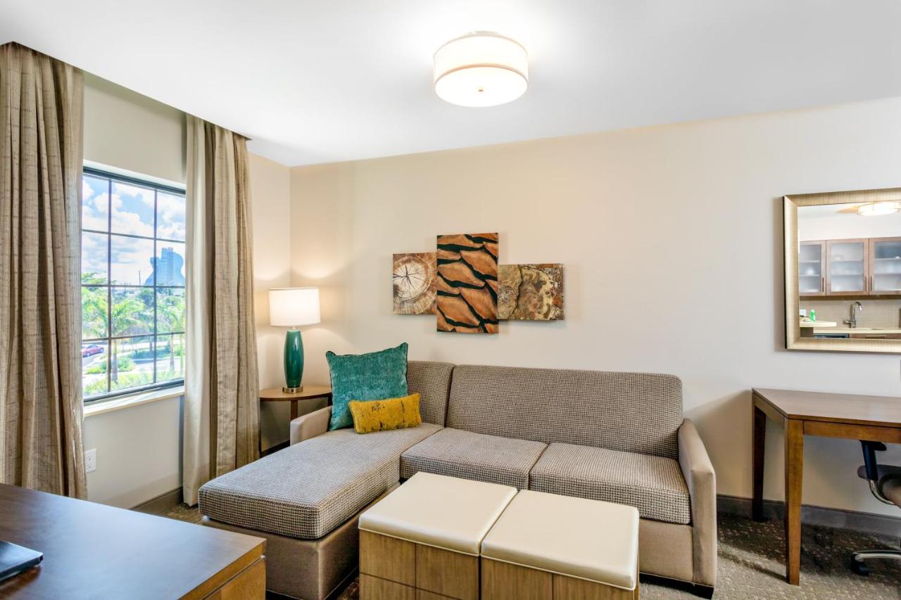 | Staybridge Suites - Fort Lauderdale Airport - West, an IHG Hotel