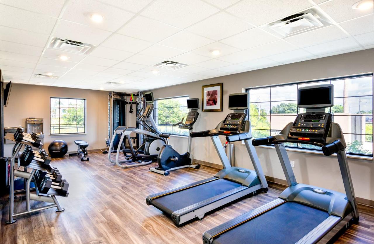 | Staybridge Suites - Fort Lauderdale Airport - West, an IHG Hotel