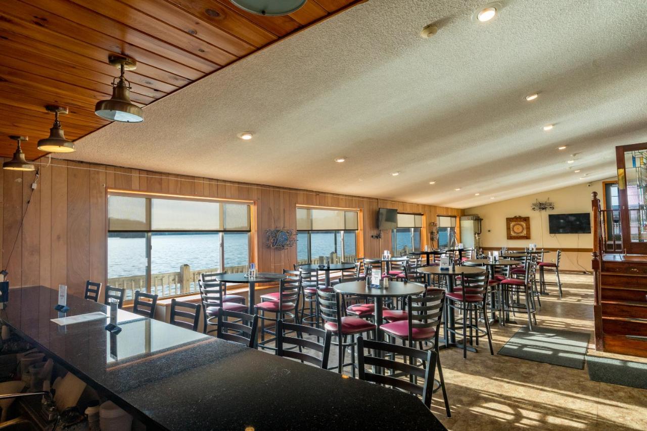 | Crown Resorts at The Poconos