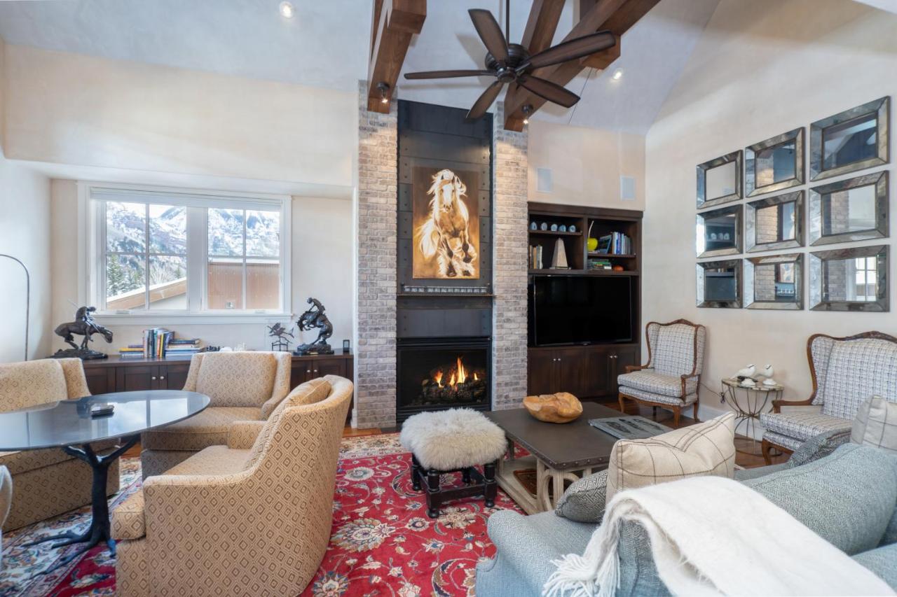 Superior Apartment at Element 52, Auberge Collection
