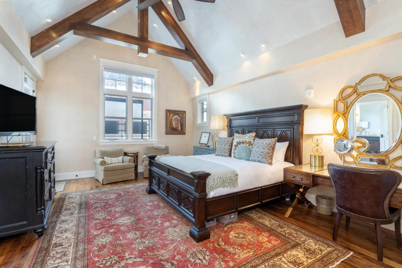 Superior Apartment at Element 52, Auberge Collection