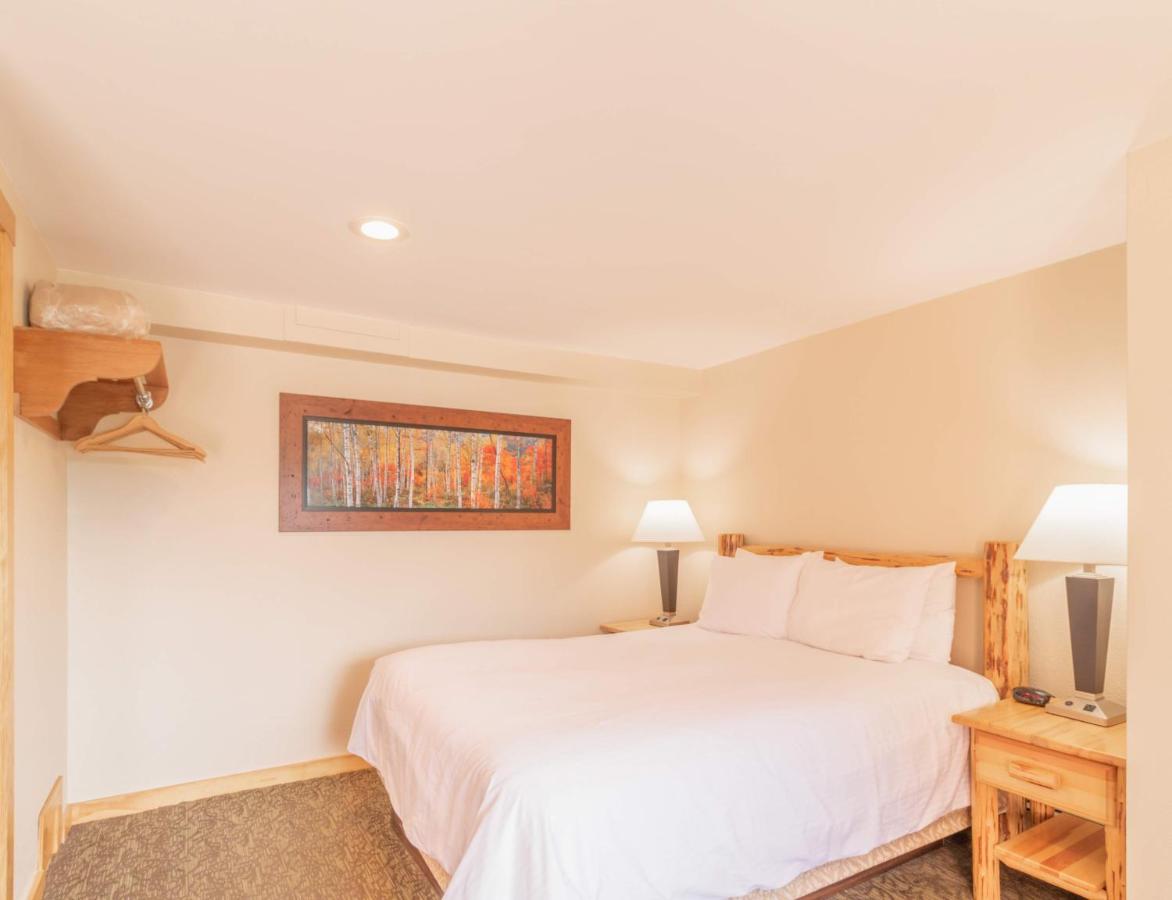  | Discovery Lodge
