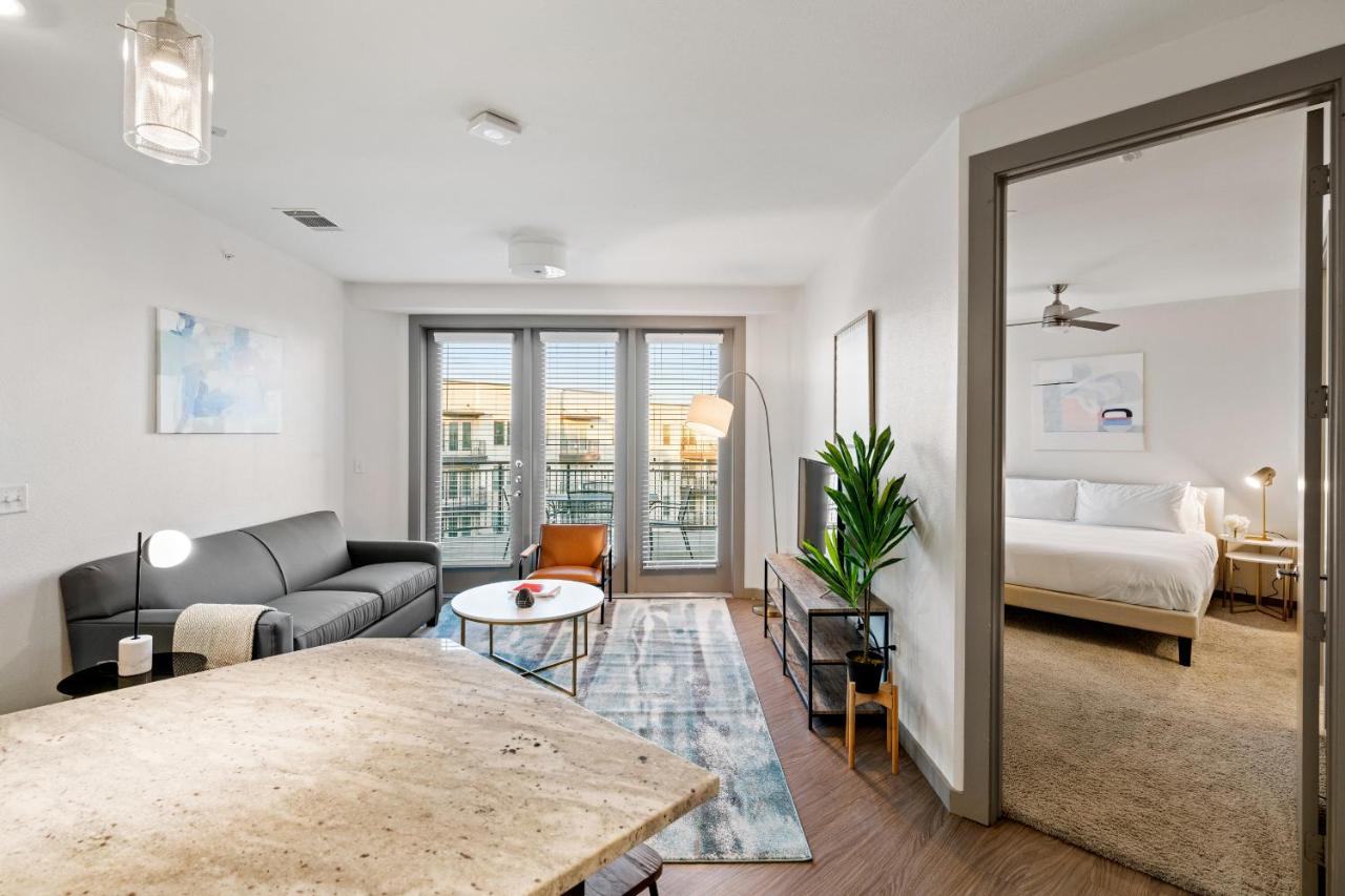 Two-Bedroom Apartment (Self Check-in with Virtual Front Desk) at Kasa Arlington Dallas
