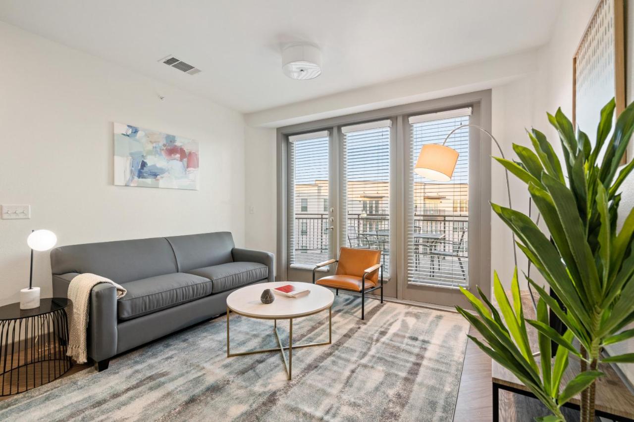 Two-Bedroom Apartment (Self Check-in with Virtual Front Desk) at Kasa Arlington Dallas