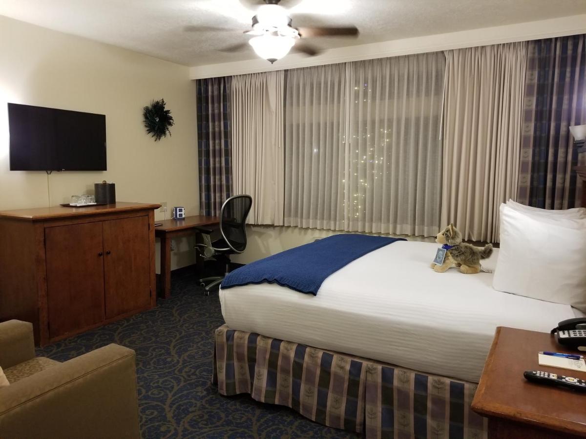 Interior King Room at The Rockwell Inn