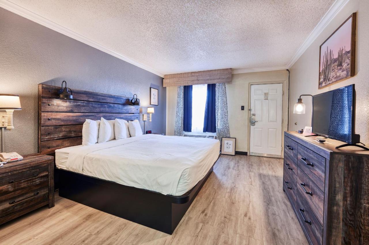 | San Mateo Inn