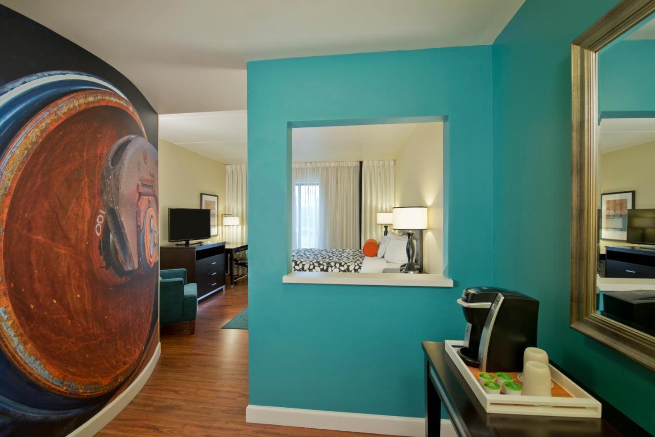  | Hotel Indigo Atlanta Airport College Park, an IHG Hotel