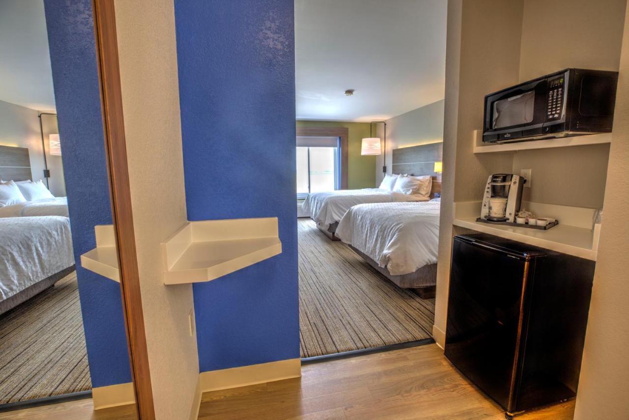 Queen Room with Two Queen Beds - Non-Smoking at Holiday Inn Express Rochelle, an IHG Hotel