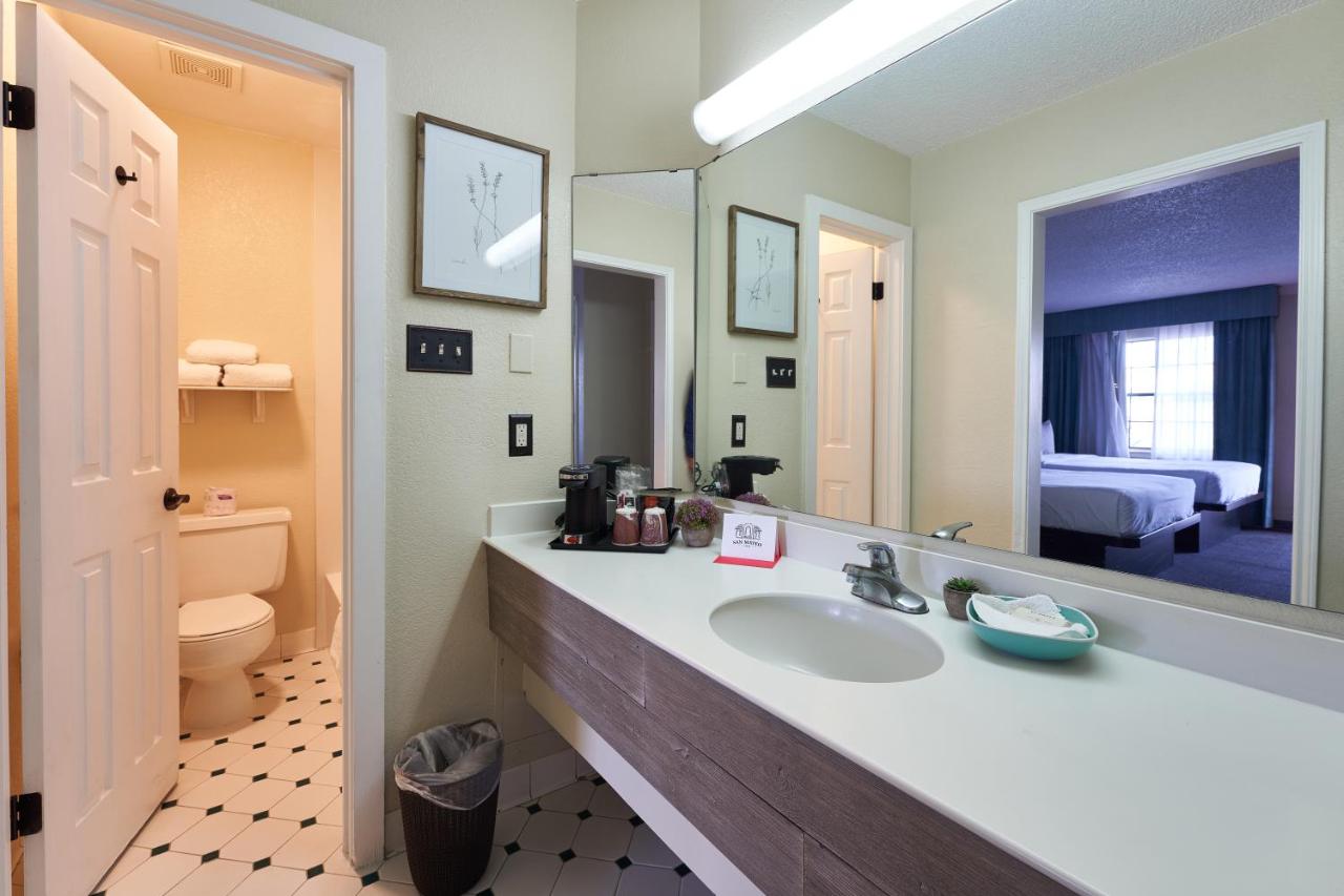 | San Mateo Inn