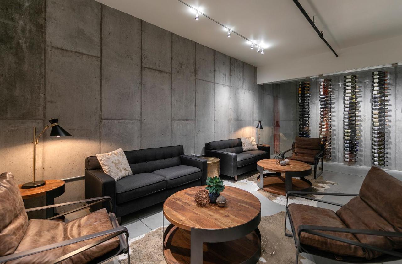  | Wine Stone Inn