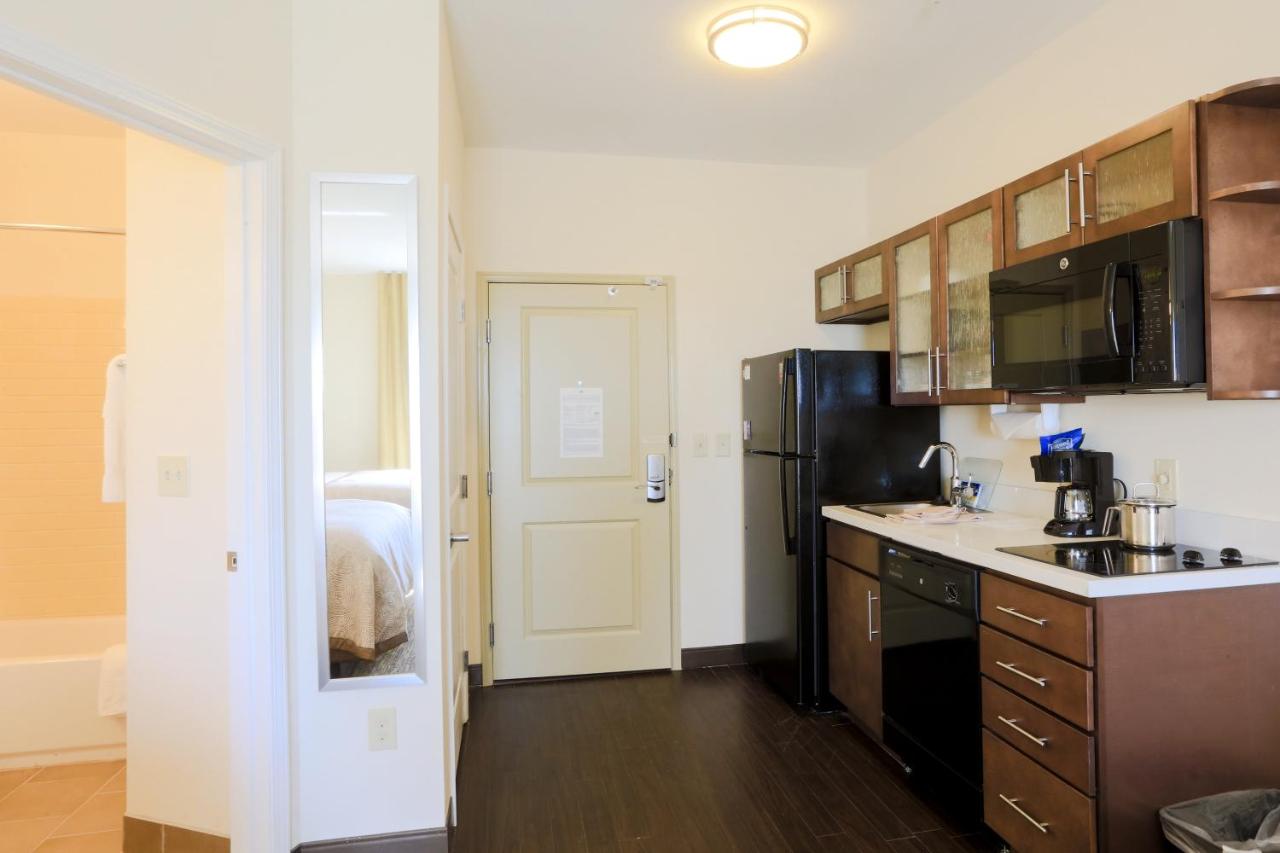 | Candlewood Suites Auburn, an IHG Hotel