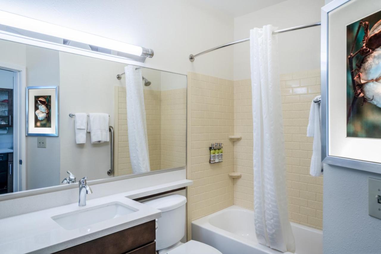 | Candlewood Suites Auburn, an IHG Hotel