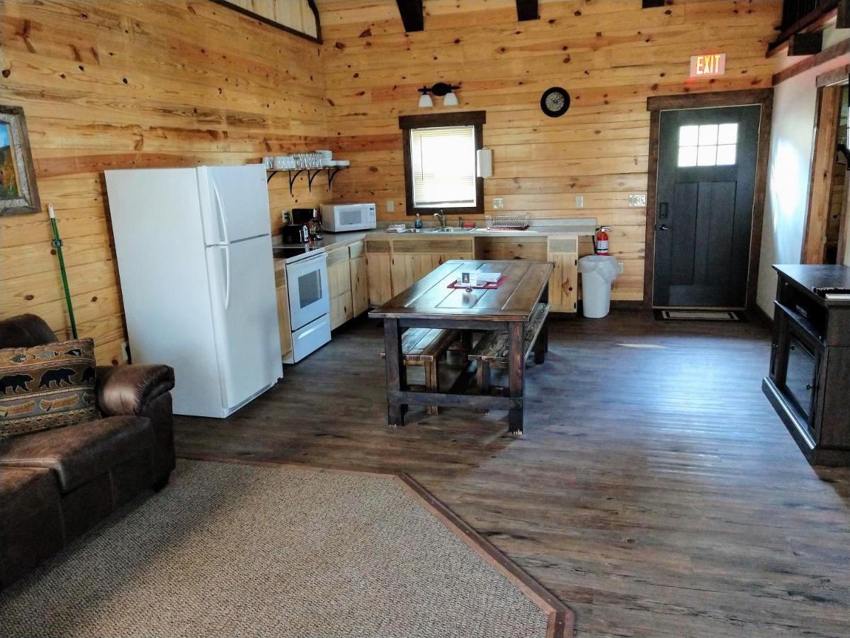| Freedom Ridge Cabins