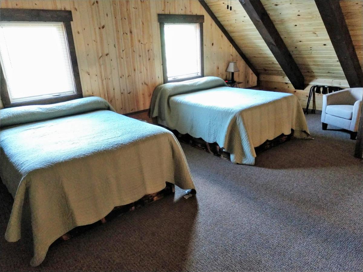 | Freedom Ridge Cabins