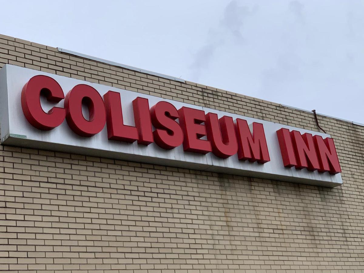 | Coliseum Inn & Suites - Garden City Long Island
