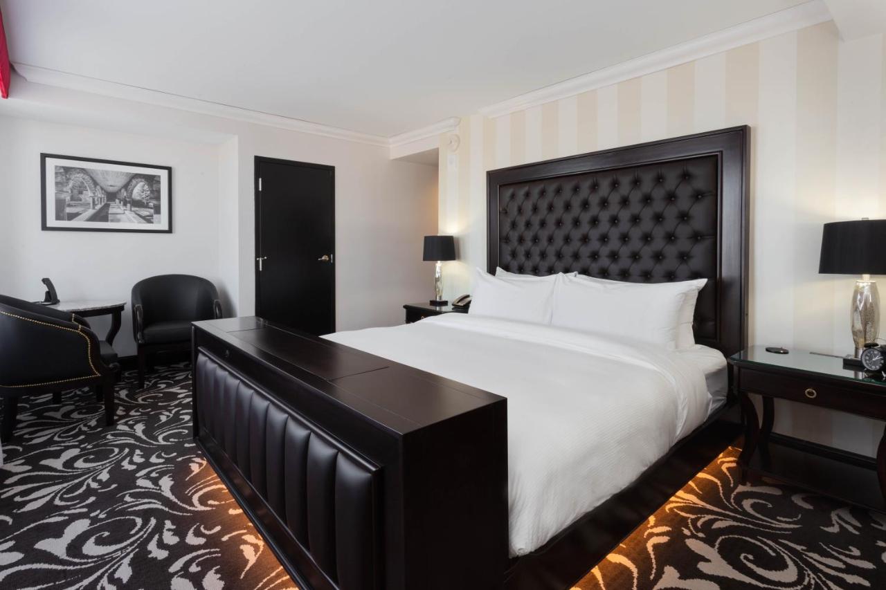 Superior King Room - Non-Smoking at Hotel Retlaw, Trademark Collection by Wyndham