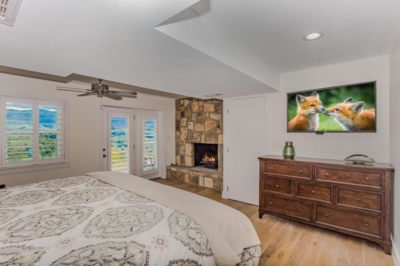 | Leconte Mountain Breeze