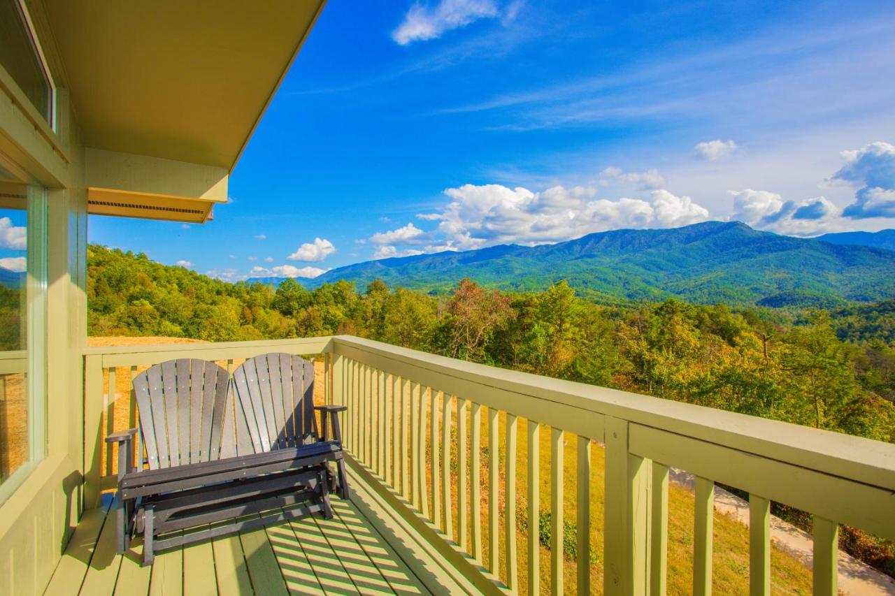 | Leconte Mountain Breeze