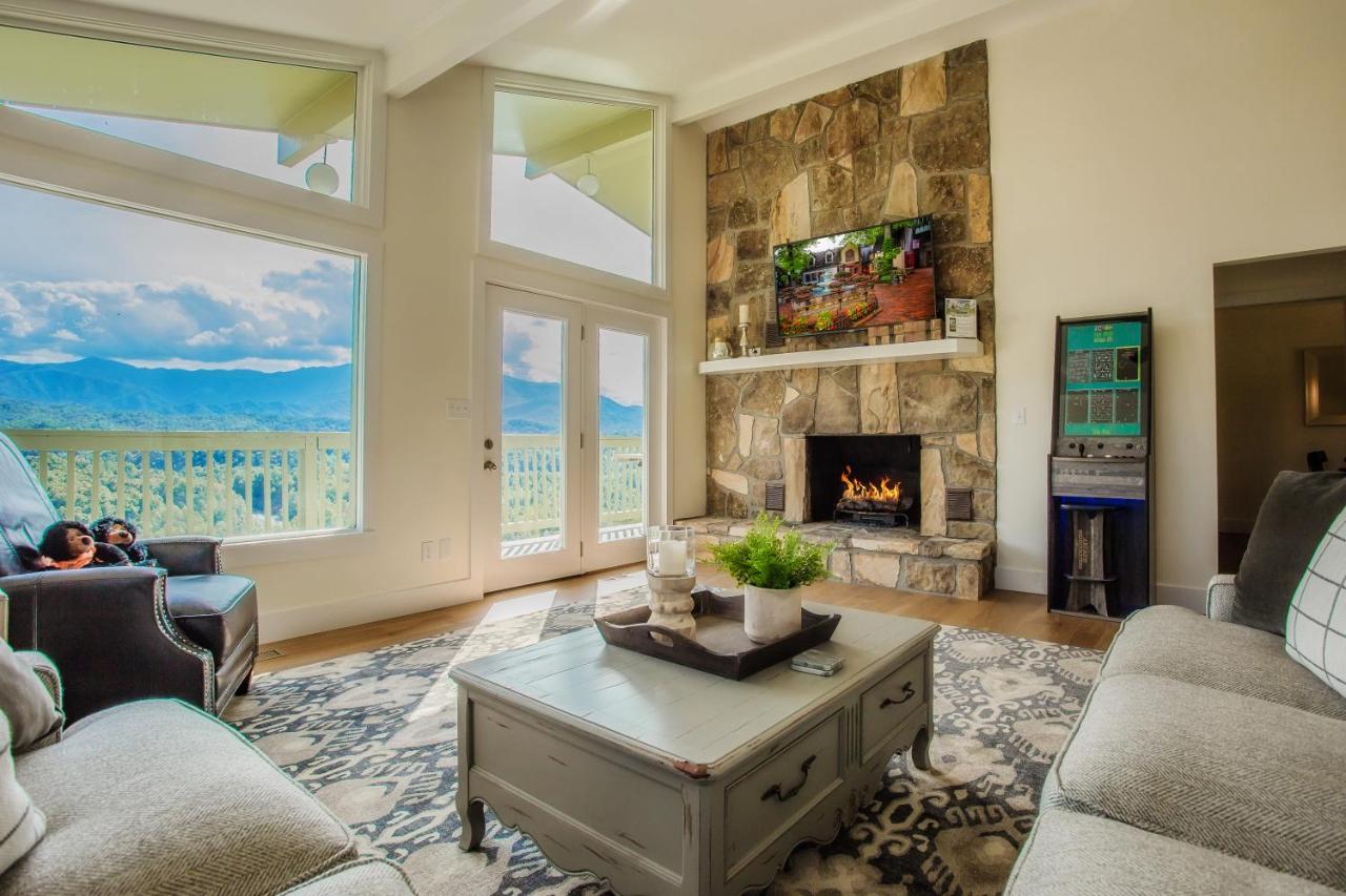 | Leconte Mountain Breeze