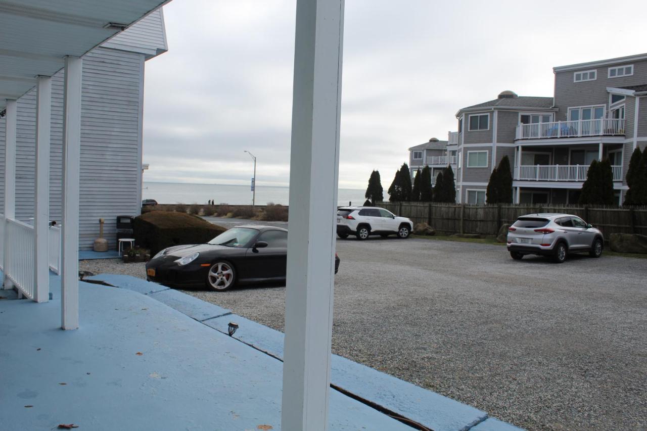 Partial Ocean View with 2 Queen Beds at Atlantic House