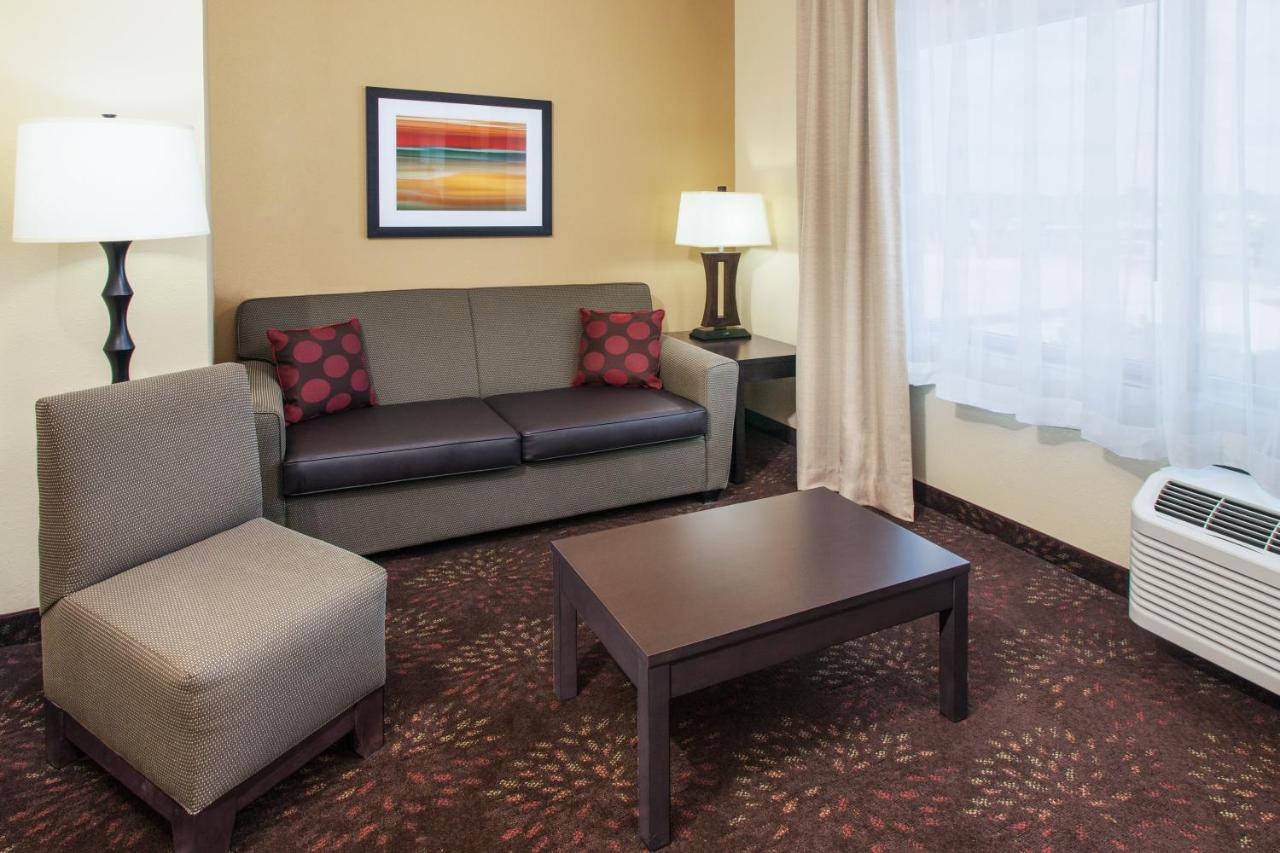 Double Room at Holiday Inn Express & Suites Sandusky by IHG