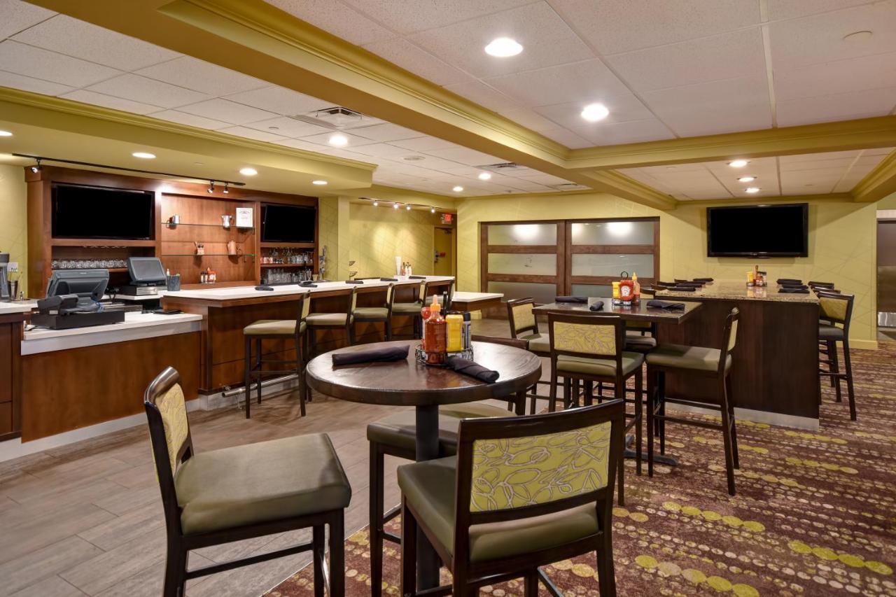  | Holiday Inn Cincinnati-Riverfront, an IHG Hotel