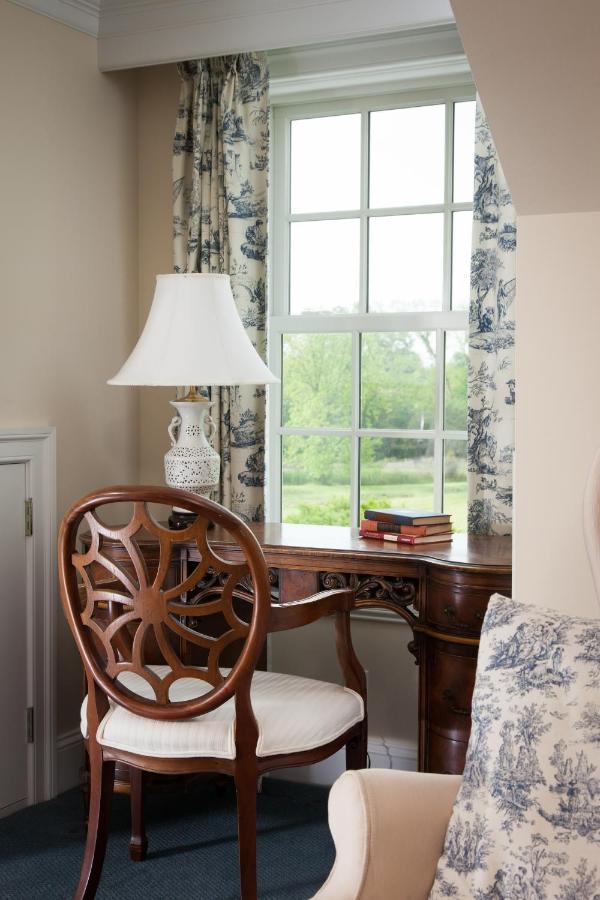 | Inn at Warner Hall