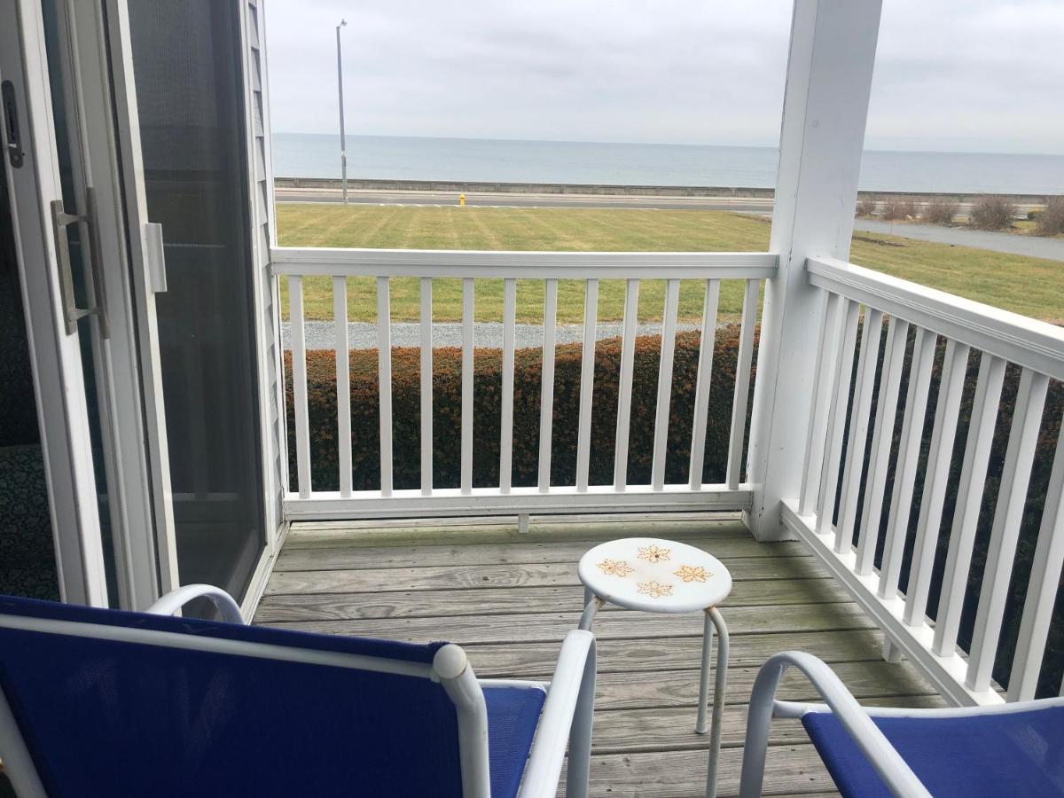 Full Ocean View 1 King Bed with Private Balcony at Atlantic House
