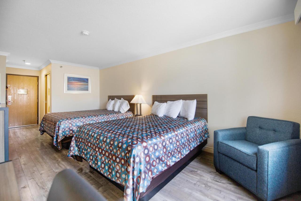 | SureStay Hotel by Best Western Fontana