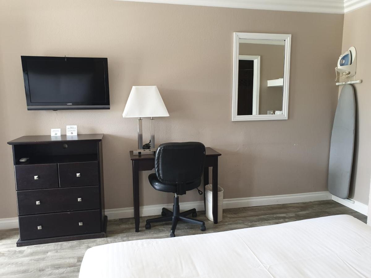 | Lotus of Lompoc - A Great Hospitality Inn