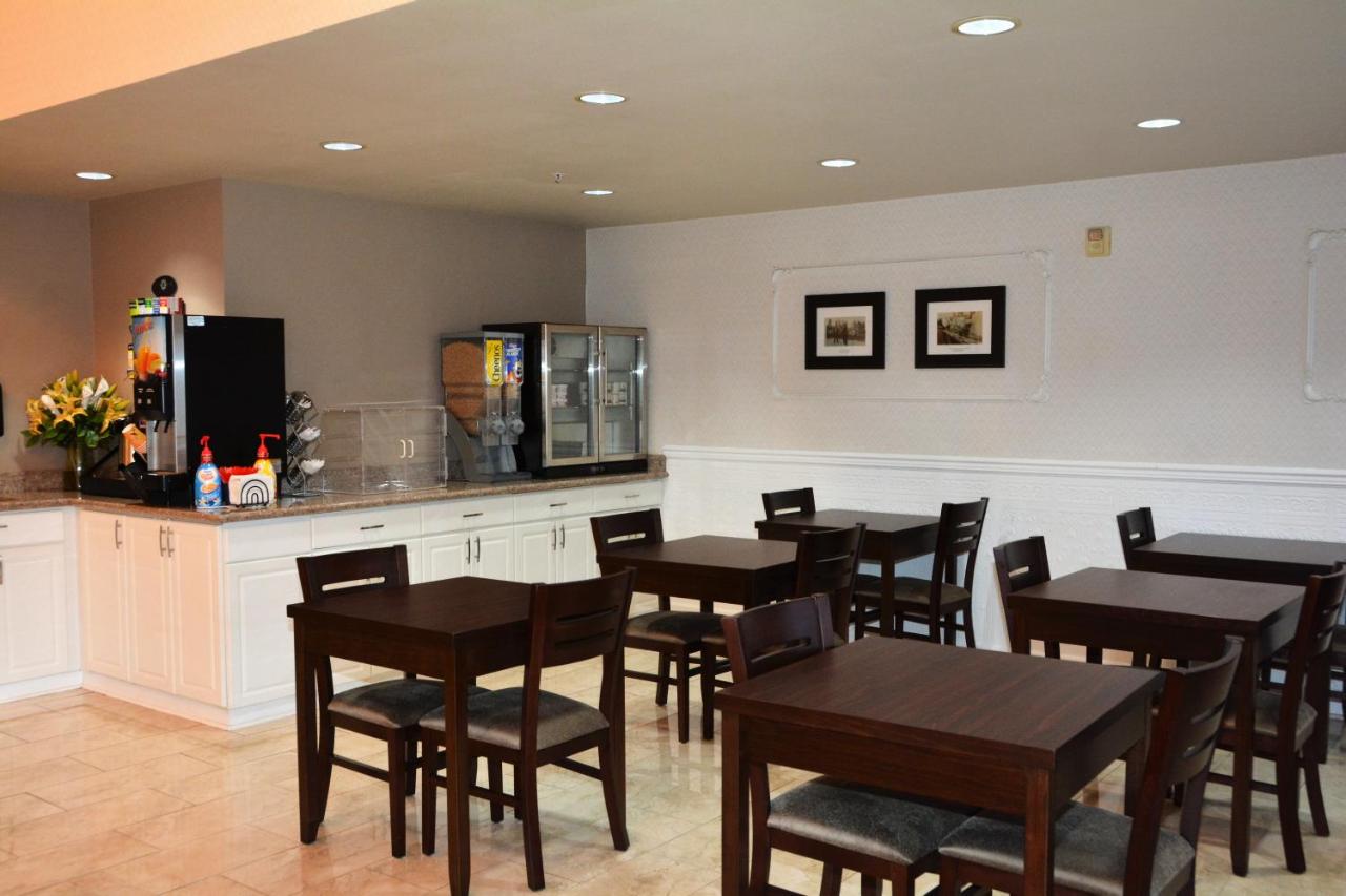 | FairBridge Inn & Suites DuPont