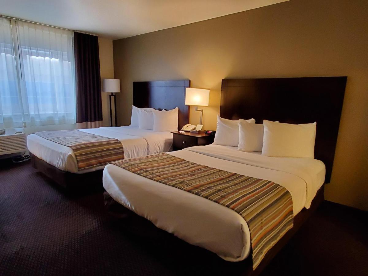 Queen Room with Two Queen Beds - Non-Smoking at Country Inn & Suites by Radisson, Bend, OR