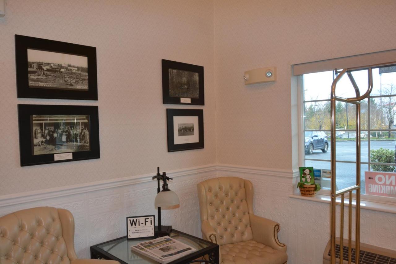 | FairBridge Inn & Suites DuPont