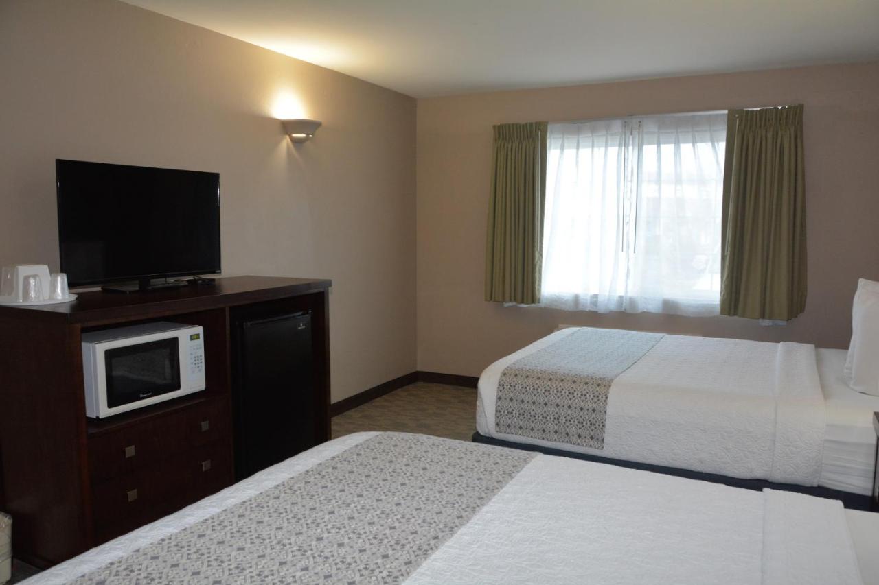 | FairBridge Inn & Suites DuPont