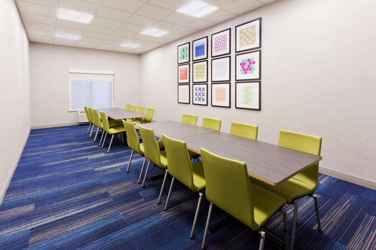 | Holiday Inn Express Hotel & Suites Montgomery Boyd-Cooper Parkway, an IHG Hotel