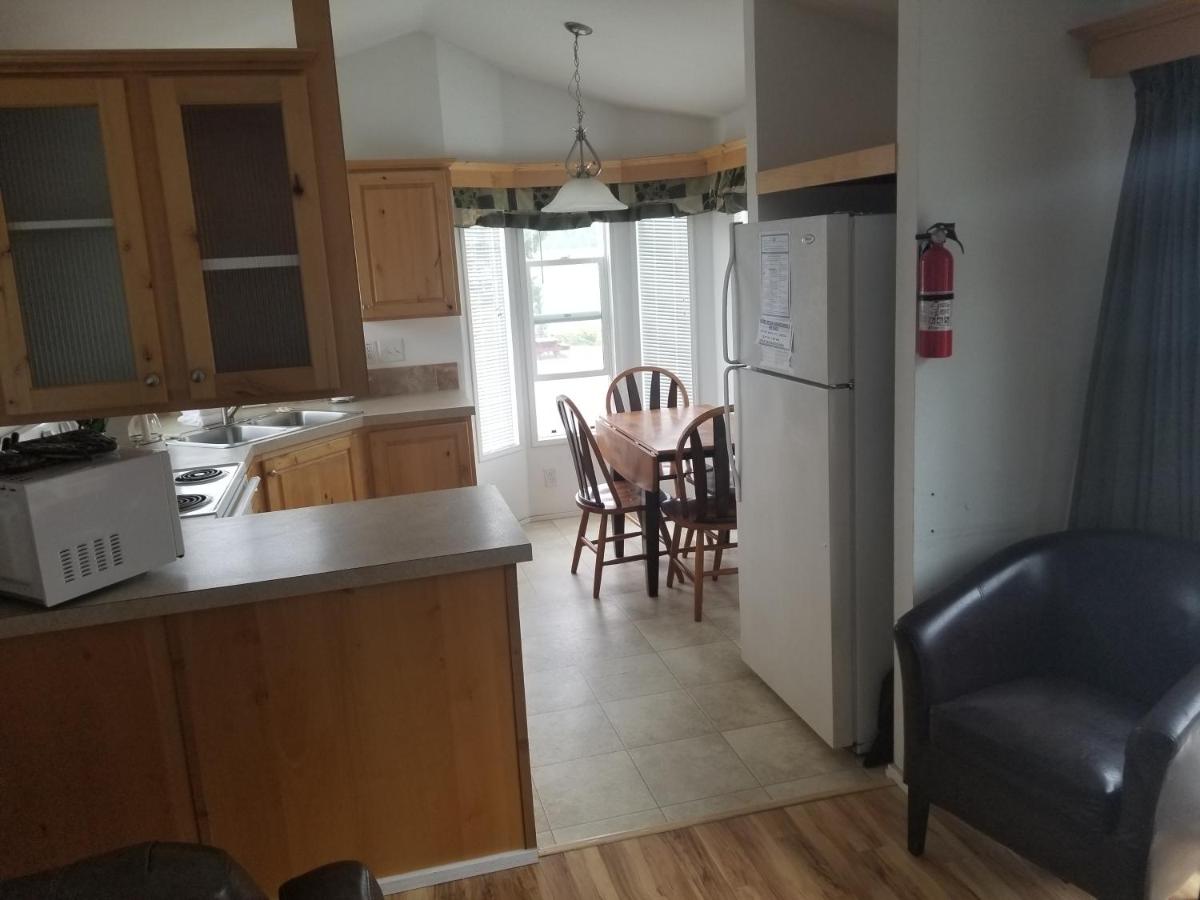 | Paradise Cove RV Resort & Marina